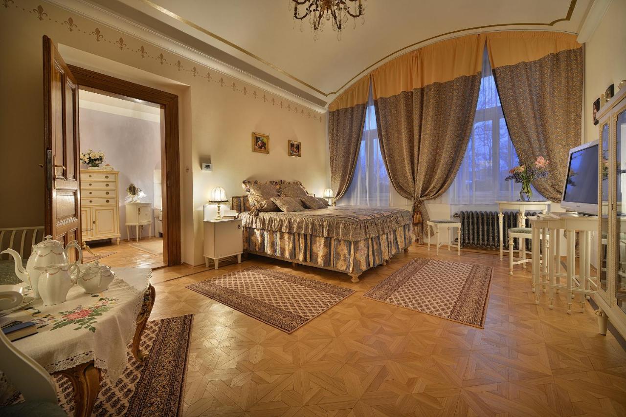 Apartman Dalia Janackovo Nabrezi Prag Dış mekan fotoğraf