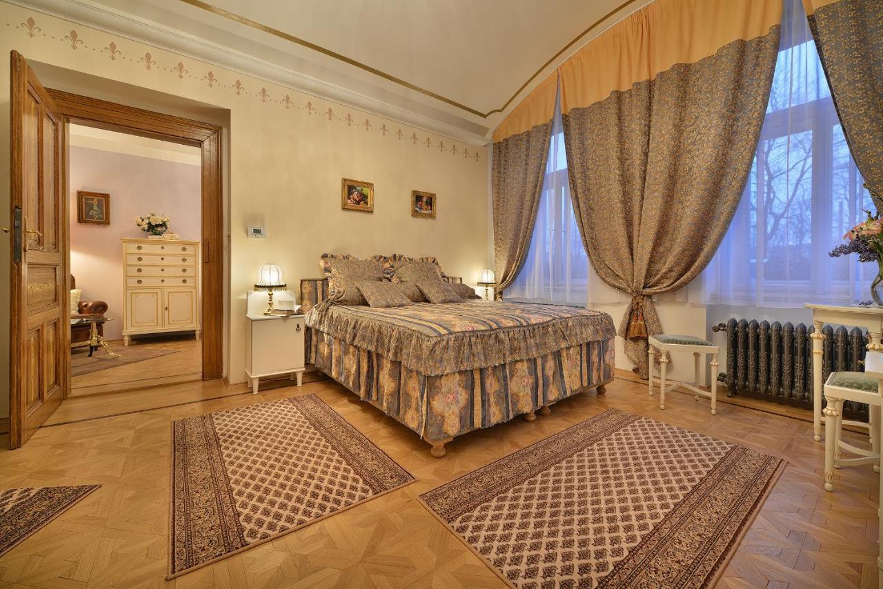 Apartman Dalia Janackovo Nabrezi Prag Dış mekan fotoğraf