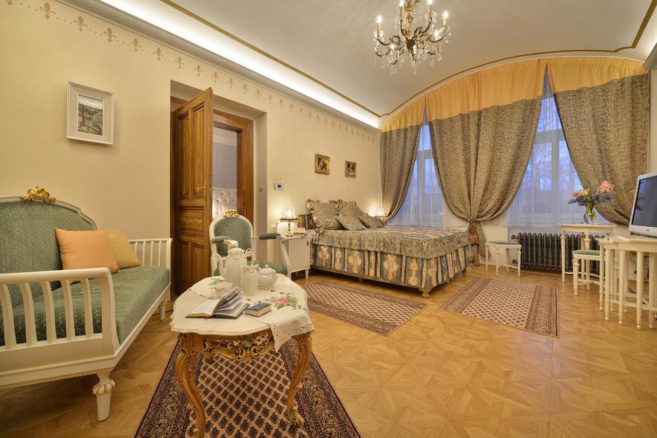 Apartman Dalia Janackovo Nabrezi Prag Dış mekan fotoğraf