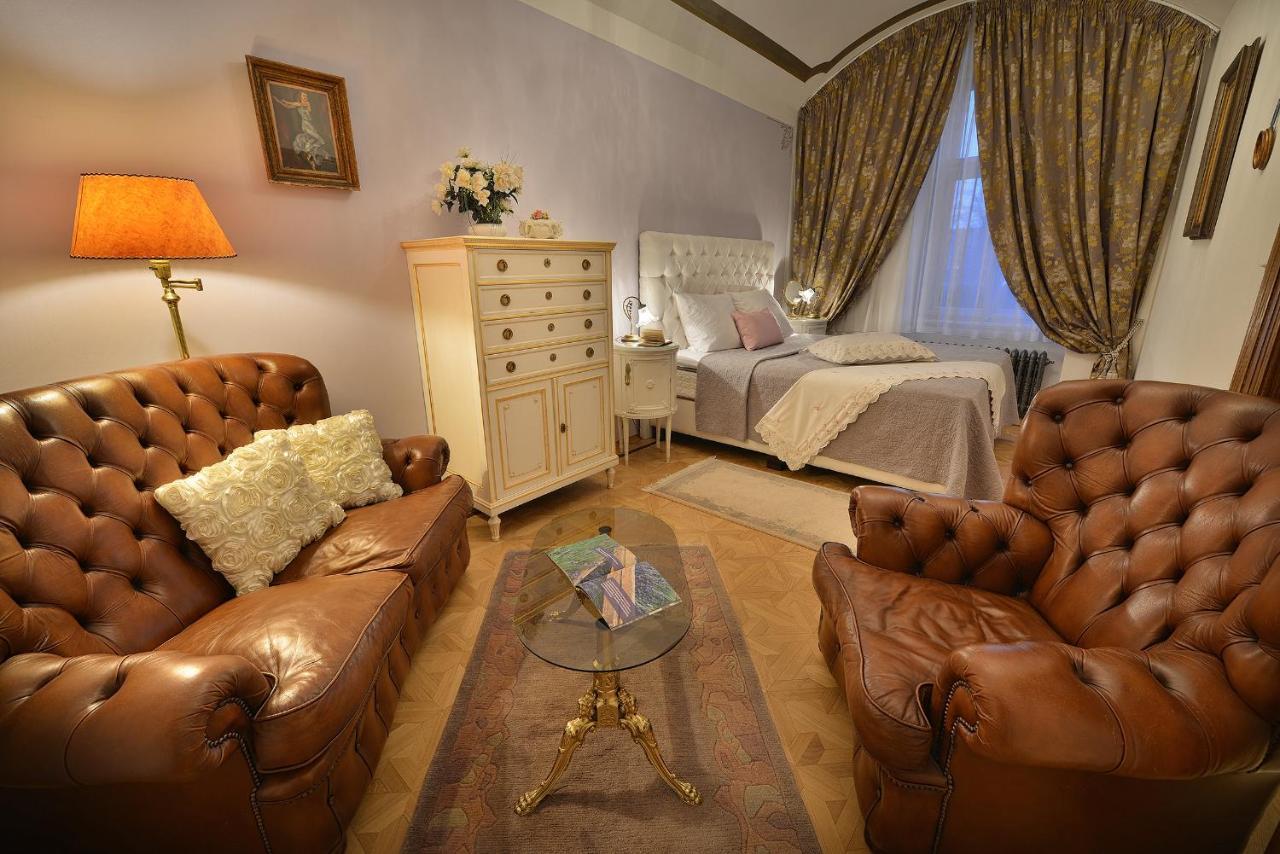 Apartman Dalia Janackovo Nabrezi Prag Dış mekan fotoğraf