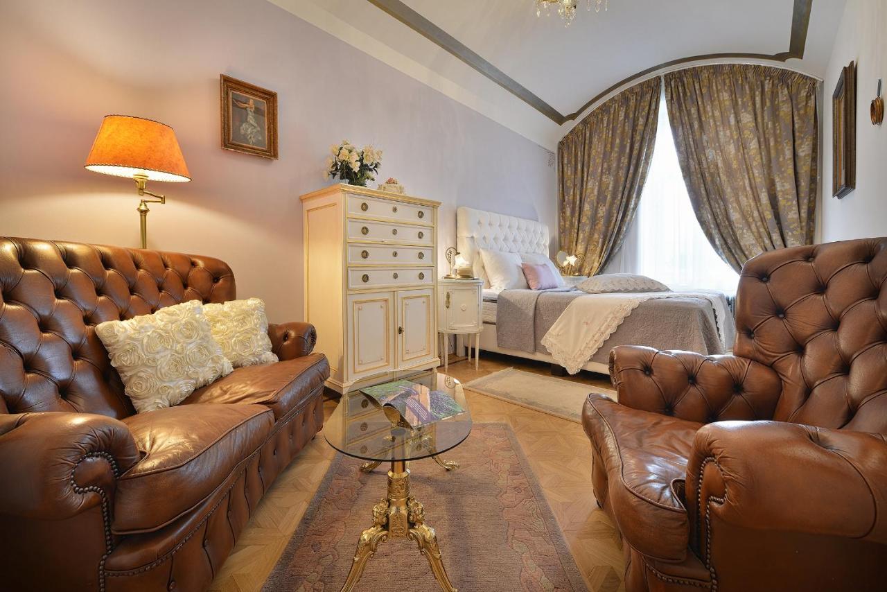 Apartman Dalia Janackovo Nabrezi Prag Dış mekan fotoğraf